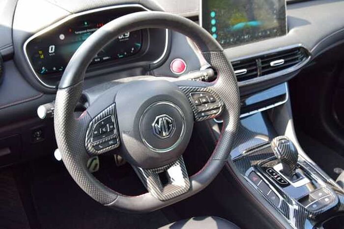 MG HS Luxury*Pano-Dach*Leder*LED*