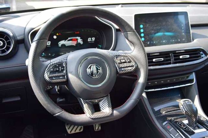 MG HS Luxury*Pano-Dach*Leder*LED*