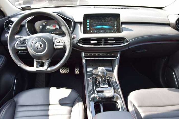 MG HS Luxury*Pano-Dach*Leder*LED*