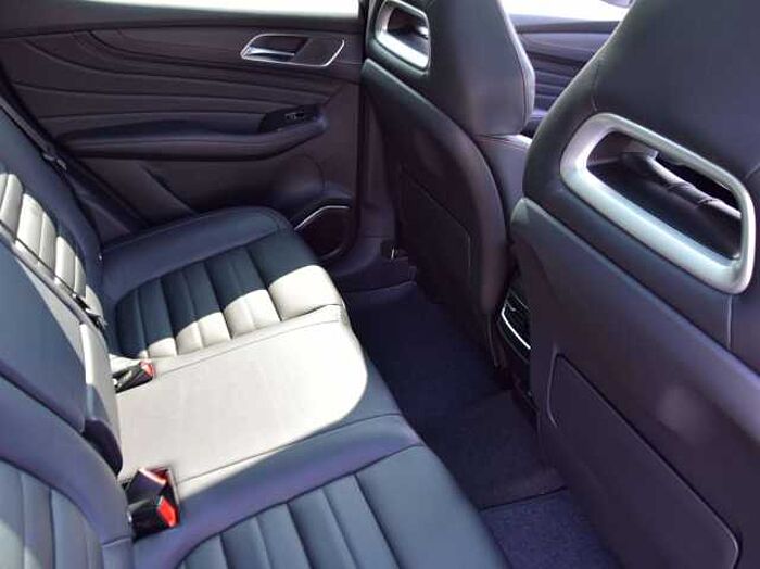 MG HS Luxury*Pano-Dach*Leder*LED*