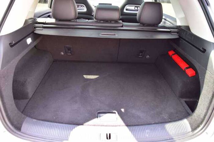 MG HS Luxury*Pano-Dach*Leder*LED*