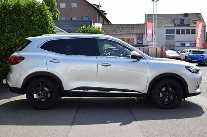 MG HS Luxury*Pano-Dach*Leder*LED*