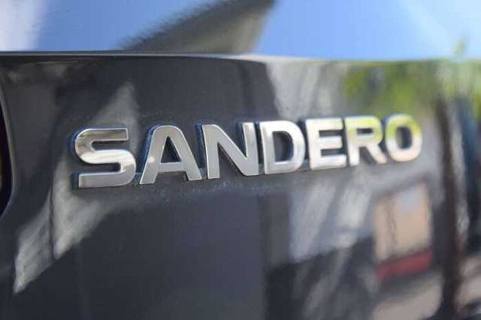 Dacia Sandero Stepway Comfort*Allwetter*Navi*SHZ*Klima