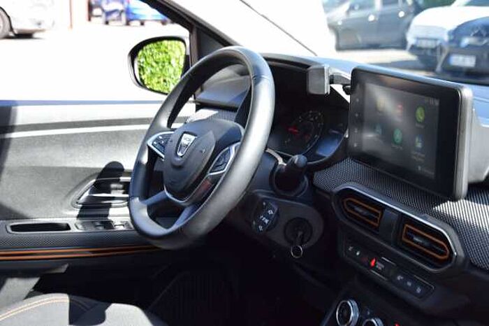 Dacia Sandero Stepway Comfort*Allwetter*Navi*SHZ*Klima