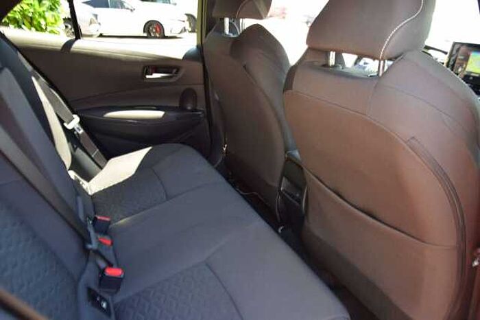 Toyota Corolla Hybrid*SHZ*LHZ*KEYLESS*PDC V+H*PLA*LED*NAVI