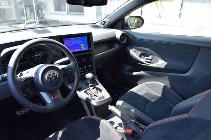 Toyota Yaris GR*BOSE*NAVI*MFL*2ZK*SHZ*LHZ*LED*PDC V+H*RKF