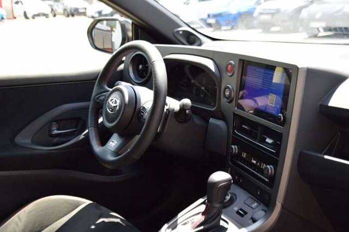 Toyota Yaris GR*BOSE*NAVI*MFL*2ZK*SHZ*LHZ*LED*PDC V+H*RKF