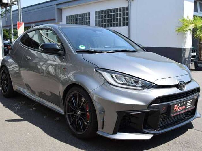 Toyota Yaris GR*BOSE*NAVI*MFL*2ZK*SHZ*LHZ*LED*PDC V+H*RKF