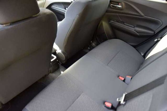 Suzuki Swift 1.2 Dualjet Hybrid CVT Comfort+