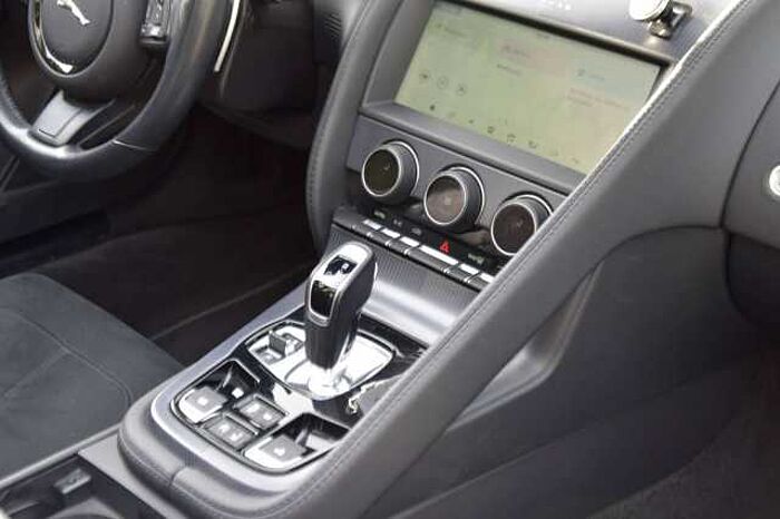 Jaguar F-Type R-Dynamic